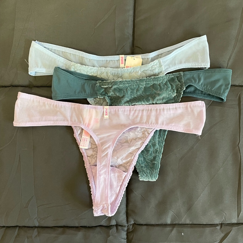 VS PINK Velvet Thong Set